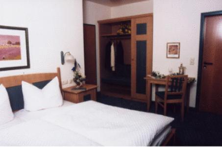 Landgasthof Zur Bruecke Wiesentheid Екстериор снимка